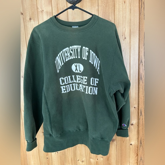 Champion Sweaters - Vintage Champion Olive Green Reverse Weave Sweatshirt Size Large